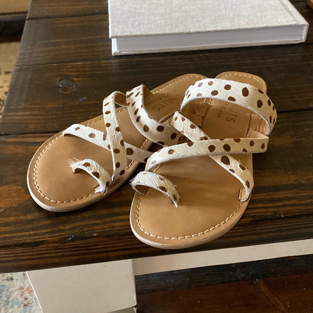 Size 7 gently worn Matisse sandals